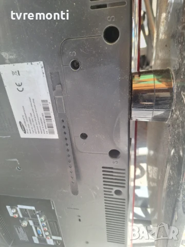 оригинална стойка телевизор SAMSUNG модел LE32B530P7W, снимка 4 - Стойки, 3D очила, аксесоари - 51193654