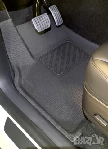 Tesla model Y 3D текстурирани трислойни всезонни стелки за салона , снимка 10 - Аксесоари и консумативи - 49332337