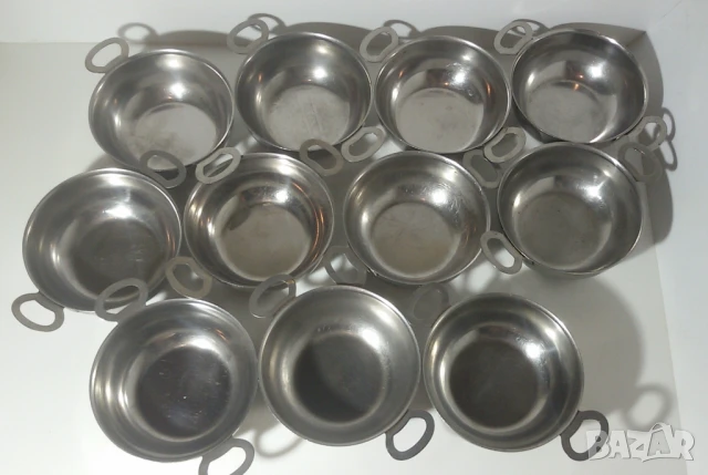Лот 11 метални купи с дръжки