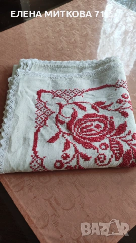 Ленена покривка за маса с ръчна бродерия, снимка 2 - Покривки за маси - 53879756