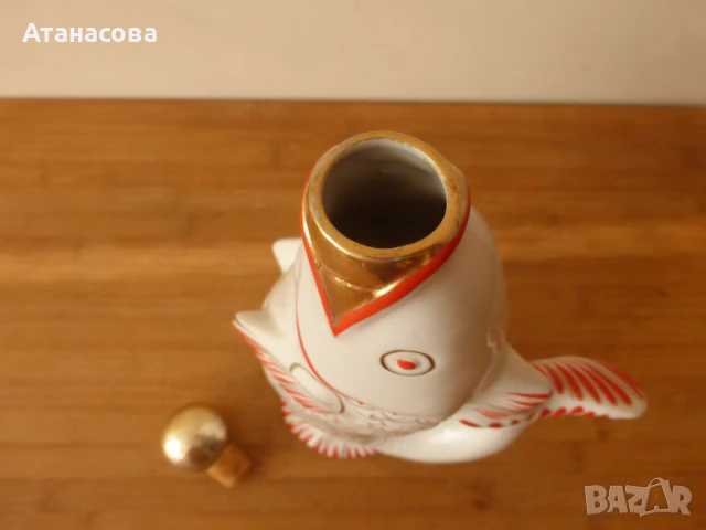 Украински порцеланов сервиз за ракия чаши и кана Риби 1960 г риба, снимка 6 - Сервизи - 51001517