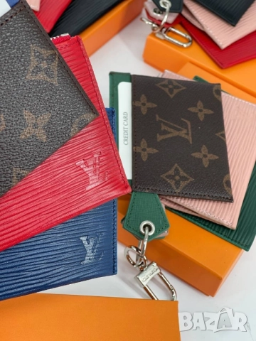 визитник от естествена кожа gucci louis vuitton , снимка 13 - Портфейли, портмонета - 51447651