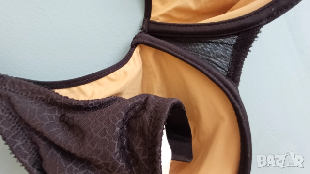 Черен сутиен Chantelle 85 F, снимка 12 - Бельо - 51854283