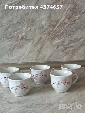 Порцеланови чашки за кафе