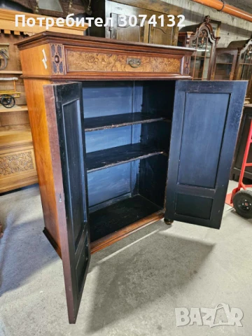 Шкаф в стил Бидермайер с интарзия, снимка 7 - Шкафове - 50675496