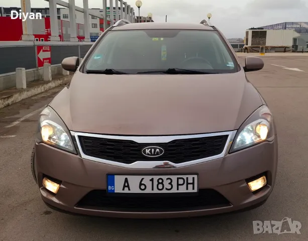 ⚠️ ПРОДАВА СЕ ⚠️ ➖‼️Kia Ceed 1.6 CRDI ‼️➖ 2012 Facelift  – ИКОНОМИЧНА & НАДЕЖДНА , снимка 2 - Автомобили и джипове - 49395449