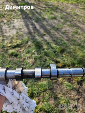 Разпределителен вал 1.5 dCi /82hp/101hp/106hp.Scenic 2,Megan 2 ,Dacia , снимка 2 - Части - 53856986