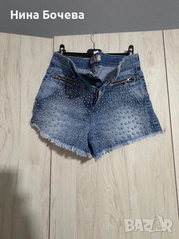 Дрехи, снимка 5 - Други - 53936926