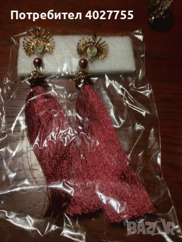 Обеци с пискюли и ръчно ушити гоблени , снимка 2 - Обеци - 52592780