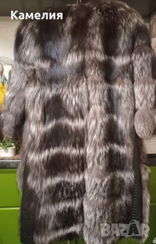 Палта от сребърна лисица , снимка 2 - Палта, манта - 51954516