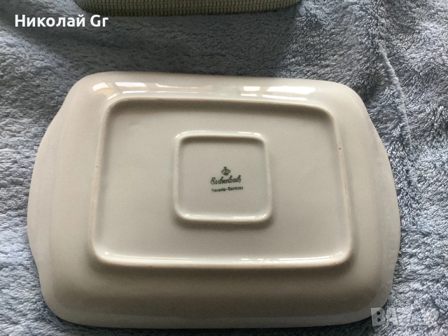 Ястие с масло порцелан произведено в Германия в1965 години отличен състояние дължина 18 см, снимка 3 - Антикварни и старинни предмети - 54134701