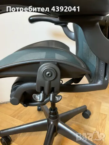 Herman Miller Aeron (Fully Loaded) Ергономичен Офис Стол в Страхотно Състояние!, снимка 3 - Столове - 49338485