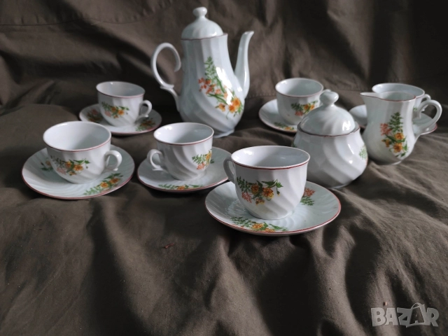 Продавам български сервиз за чай "Китка- Нови пазар", снимка 14 - Сервизи - 52659769