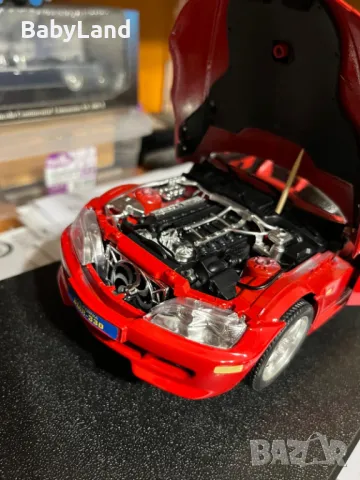 Колекционерска кола BMW 330 California 1:18, снимка 2 - Колекции - 48639188