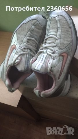 Маратонки NIKE оригинални, снимка 3 - Маратонки - 45700803