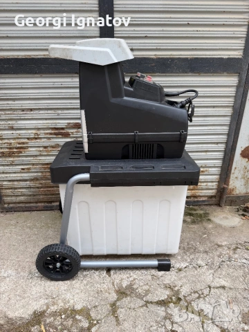 Валцова самопридьрпваща дробилка 2800W