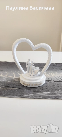 Статуя на младоженци, подарък за сватба 