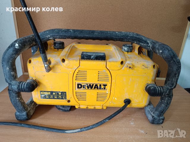 строително радио "DEWALT-DCO 13-QW", снимка 6 - Радиокасетофони, транзистори - 45664834