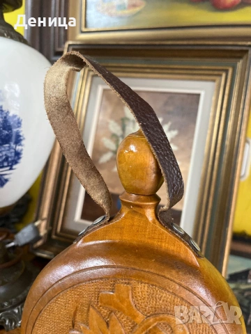 Българска дървена бъклица  Релефна двустранна декорация  Старо производство и в почти отлично винтид, снимка 4 - Други - 54048002