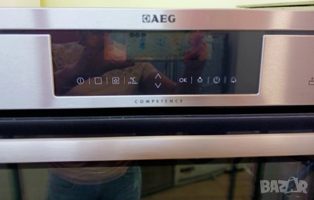 Фурна за вграждане с пара  AEG, снимка 4 - Печки, фурни - 51451818