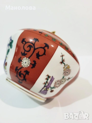 Буркан за бонбони или захарница от фин порцелан Herend  “Red Dynasty” с капак Koi fish., снимка 9 - Колекции - 53195981