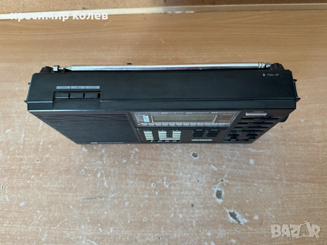 радиоприемник "Universum World Band Receiver TR 3061 B" /SANGEAN/, снимка 6 - Радиокасетофони, транзистори - 53850134