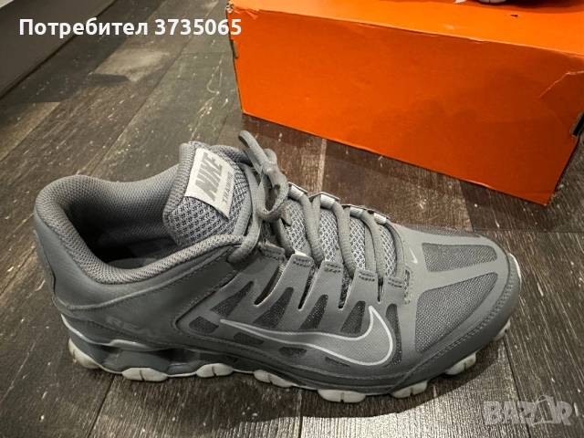 Nike Reax 8 TR 42.5, снимка 2 - Маратонки - 52935661
