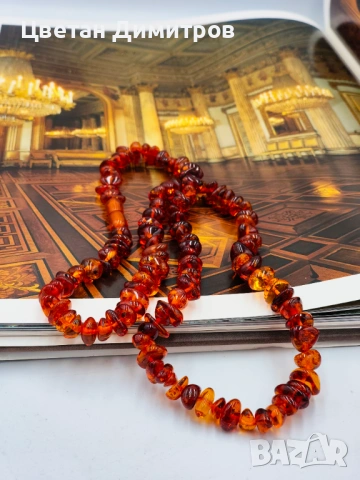  колие от руски естествен тъмен кехлибар, цвят коняк 100% натурален Балтийски кехлибар.