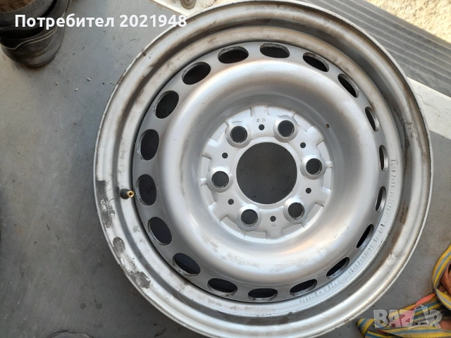 Продавам джанта за Мерцедес Спринтер,една или две, снимка 8 - Гуми и джанти - 53861778