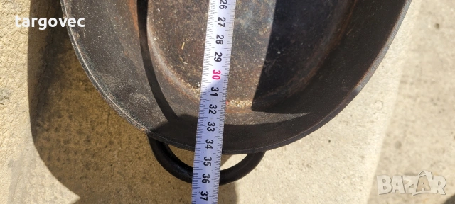 масивна чугунена тенджера среден размер Немска 4, снимка 3 - Съдове за готвене - 53855211