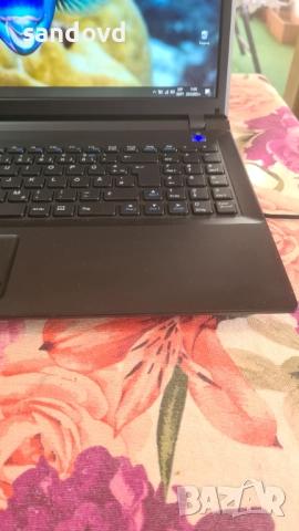 лаптоп TERA mobile 1512 цена 140лв, снимка 6 - Лаптопи за дома - 51807499