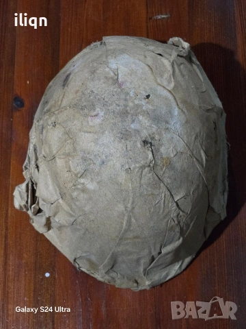 Военна каска 13,99€. Перфектно състояние. 58 размер. За Севлиево безплатна доставка. , снимка 2 - Антикварни и старинни предмети - 53918090