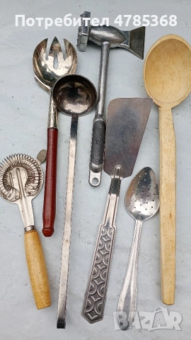 Прибори за хранене+ Мачете в кания