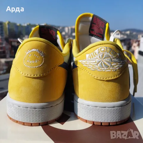 Air Jordan 1 Low Travis Scott “Canary”, снимка 4 - Маратонки - 49022362