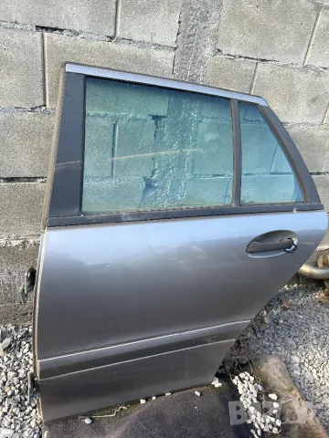 задна лява врата цвят златист мерцедес ц класа w203 комби 