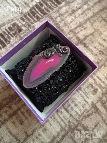 Дамска гривна с естествен розов камък, снимка 3 - Гривни - 52341958