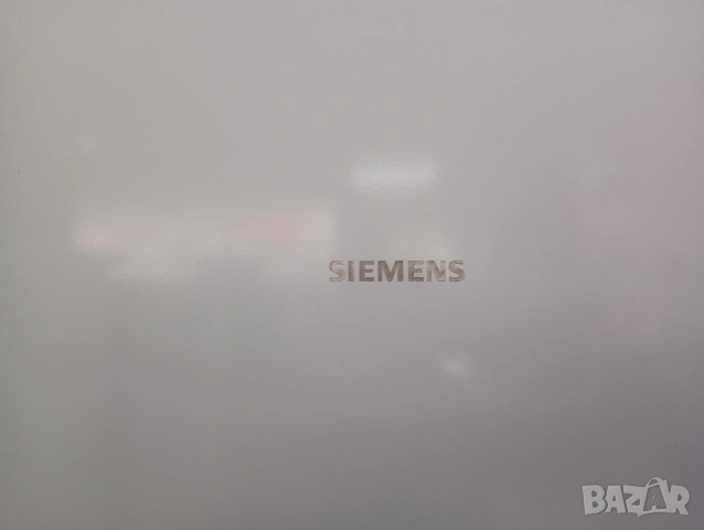 Комбиниран хладилник с фризер Сименс Siemens с две години гаранция!, снимка 11 - Хладилници - 53652487