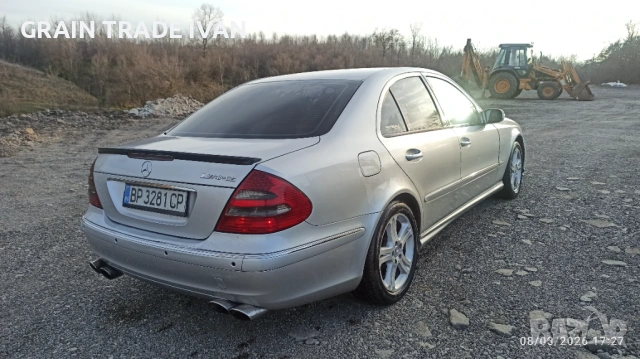 Mercedes-Benz E220 CDI, снимка 3 - Автомобили и джипове - 53759662