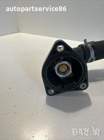 Корпус на термостат за Toyota Prius 1.8 Hybrid (2018) 170610, снимка 2 - Части - 54215912