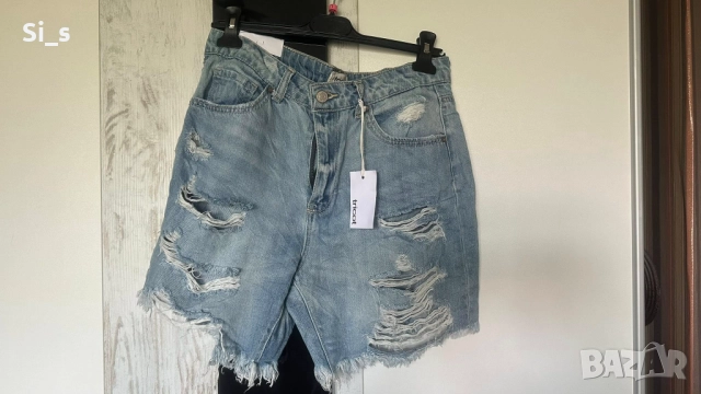 Нови къси накъсани дънки Л размер