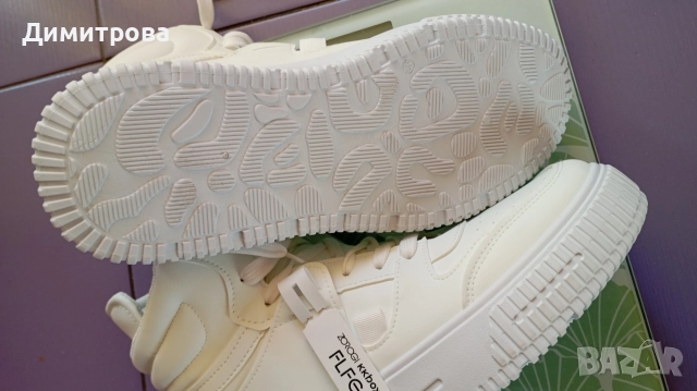 Чисто нови високи маратонки унисекс 41 номер , снимка 3 - Маратонки - 52811212