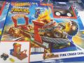 Hot Wheels Monster Trucks / Писта , снимка 2