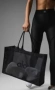 Чанти ALO – Sheer Tote Bag ↔️ 45 см ↕️ 30 см, снимка 6