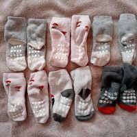 Дебели детски чорапи 19-22 номер , снимка 2 - Чорапи - 45353376