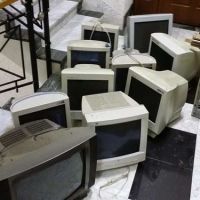 Изкупуваме стари компютри и монитори, снимка 2 - Работни компютри - 45197358