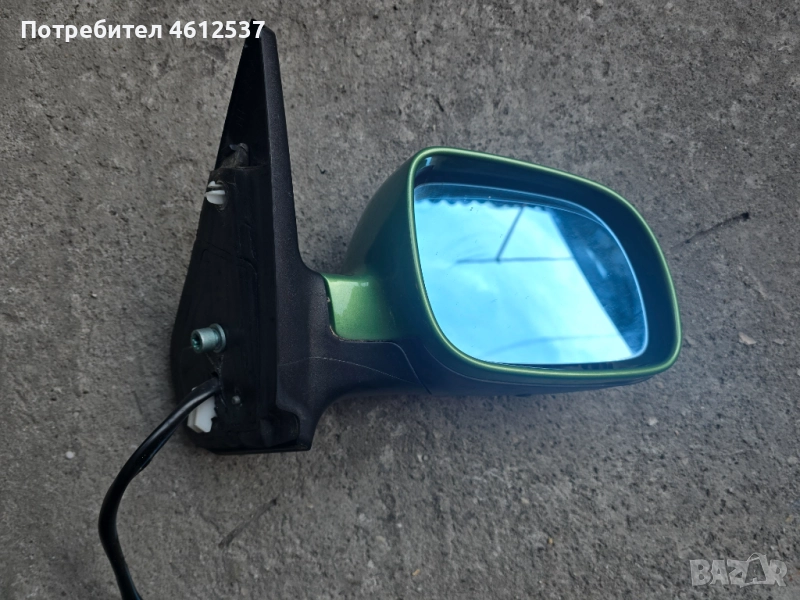 Дясно ел.огледало за Фолксваген Голф 4, снимка 1