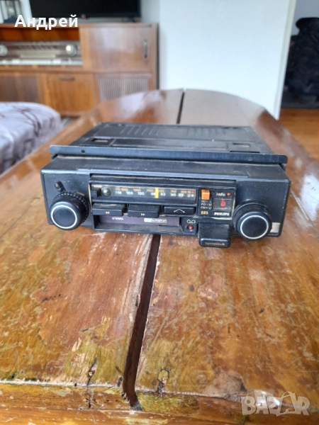 Стар автомобилен радиокасетофон Philips 885, снимка 1