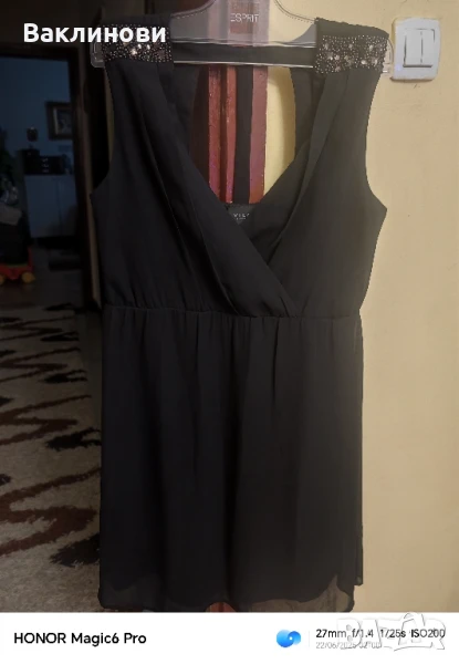 малка черна рокля , снимка 1