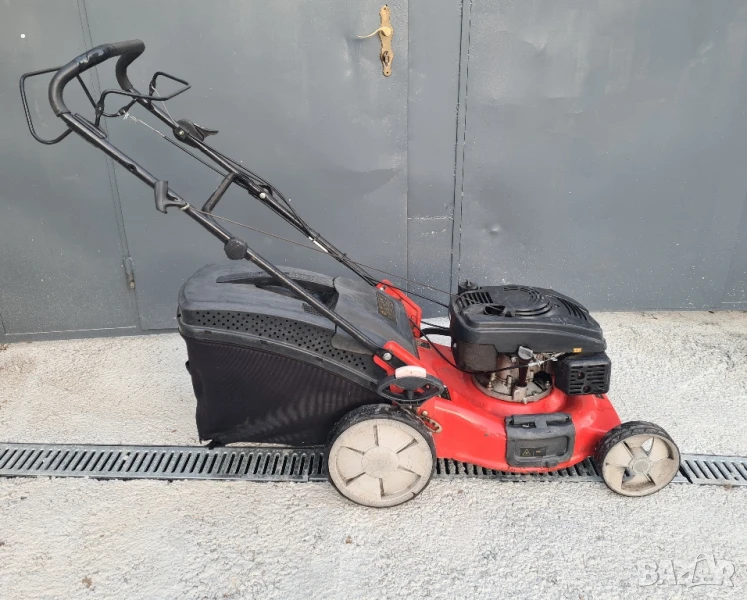 Бензинова самоходна косачка немска четири тактов, снимка 1