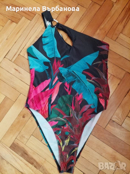 цял бански , снимка 1